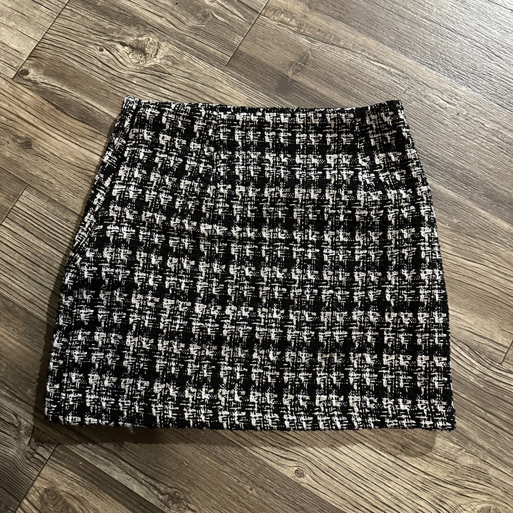 Blu Pepper Black and White Mini Pencil Skirt